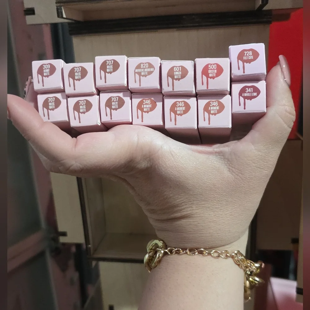 Kylie Cosmetics Matte Liquid Lipstick - Picture 2 of 3